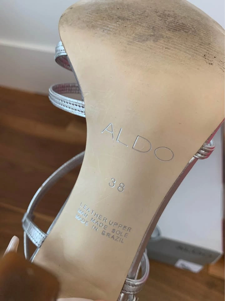 Aldo silver heels (size 38) - photo 3