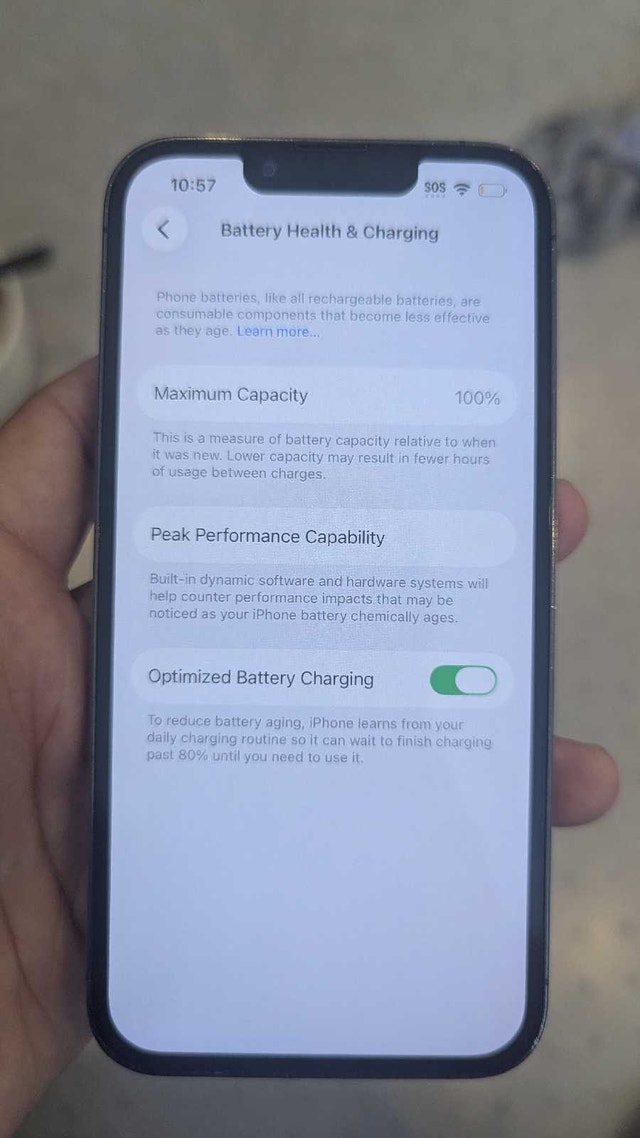 iPhone 13 Pro - 128 GB - 100% Battery Health - photo 3