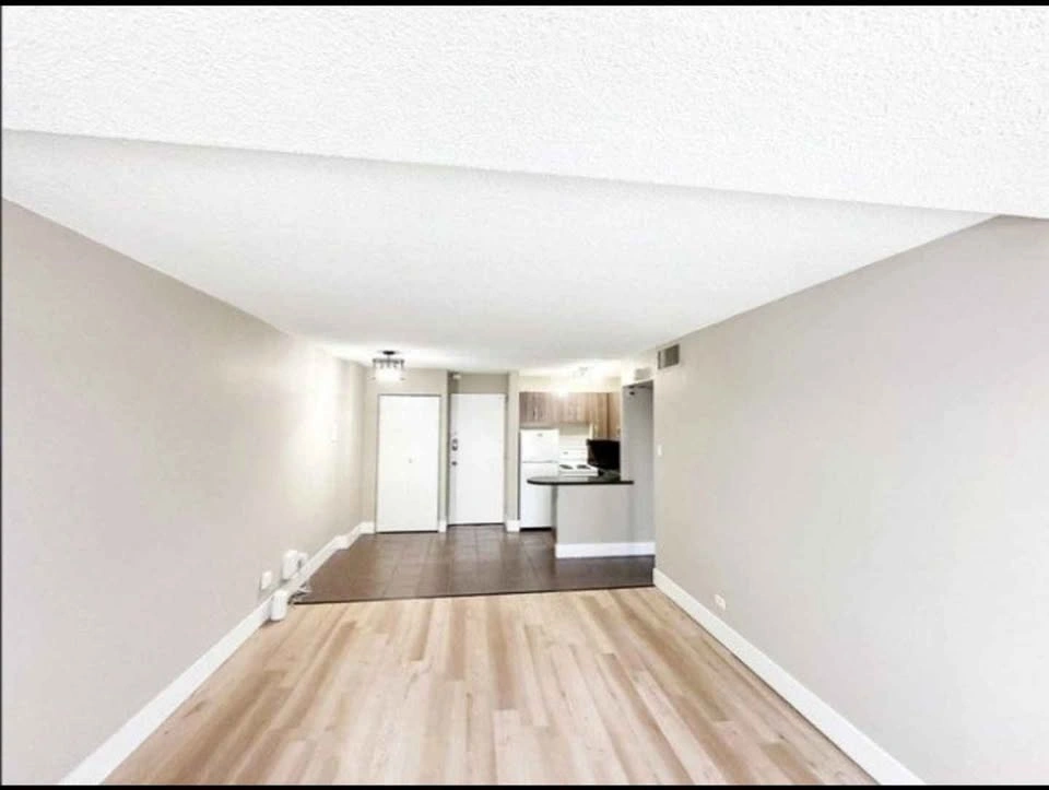 Private room for rent - photo 3