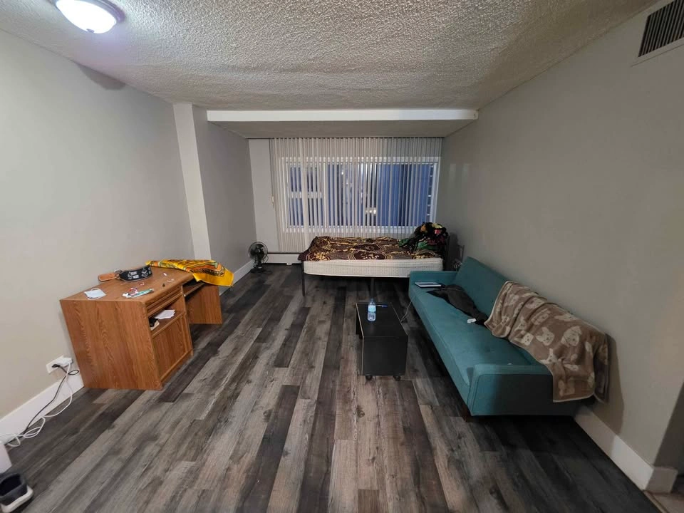 Private room for rent - photo 5