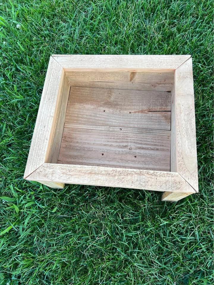 Small table planter-Handmade Cedar Planter Boxes - photo 2