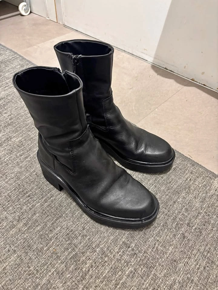 Zara Black Chunky Ankle Boots