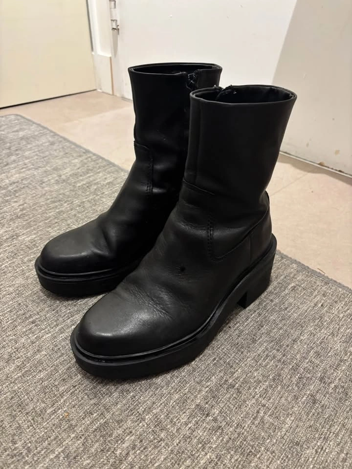 Zara Black Chunky Ankle Boots - photo 3