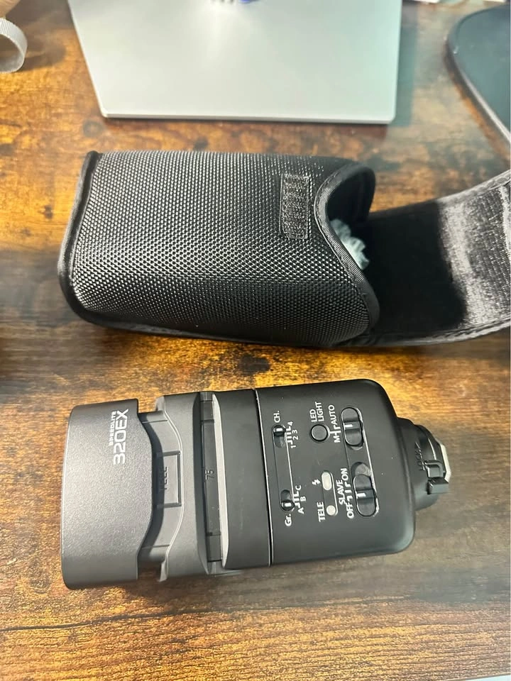 Canon Speedlite 320EX Flash – On-Camera & Off-Camera - photo 2
