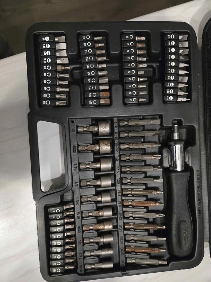 Black & Decker 110pc Drill Bit set - photo 3