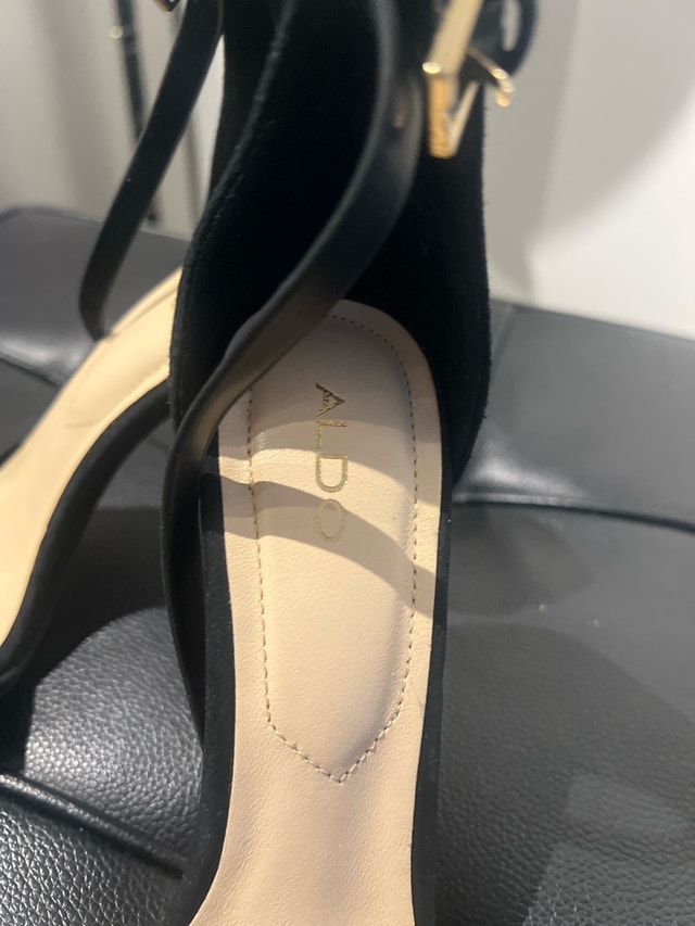 ALDO Black Suede Heels size 6 - photo 3