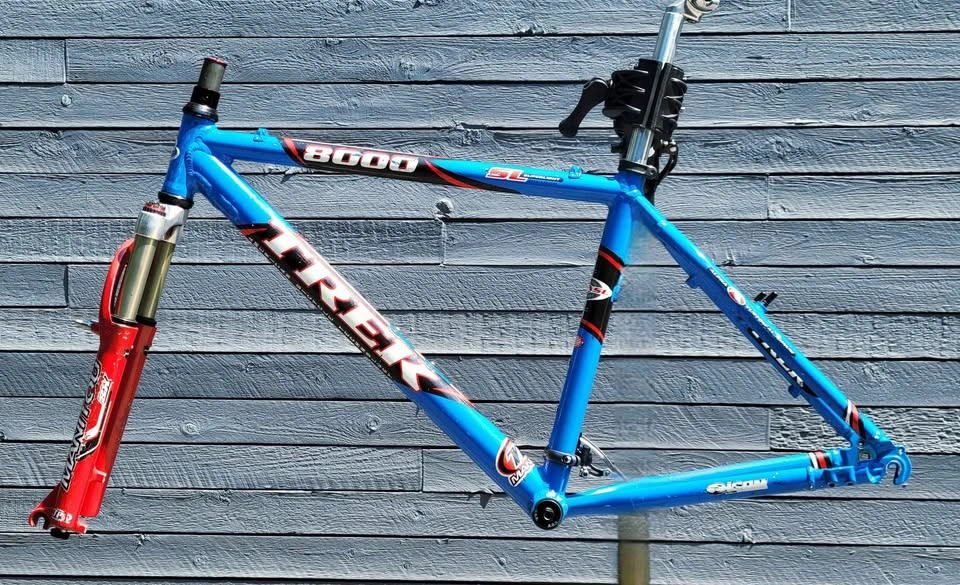 Vintage 1999 Trek 8000 18" mountain bike frameset Manitou fork - photo 3