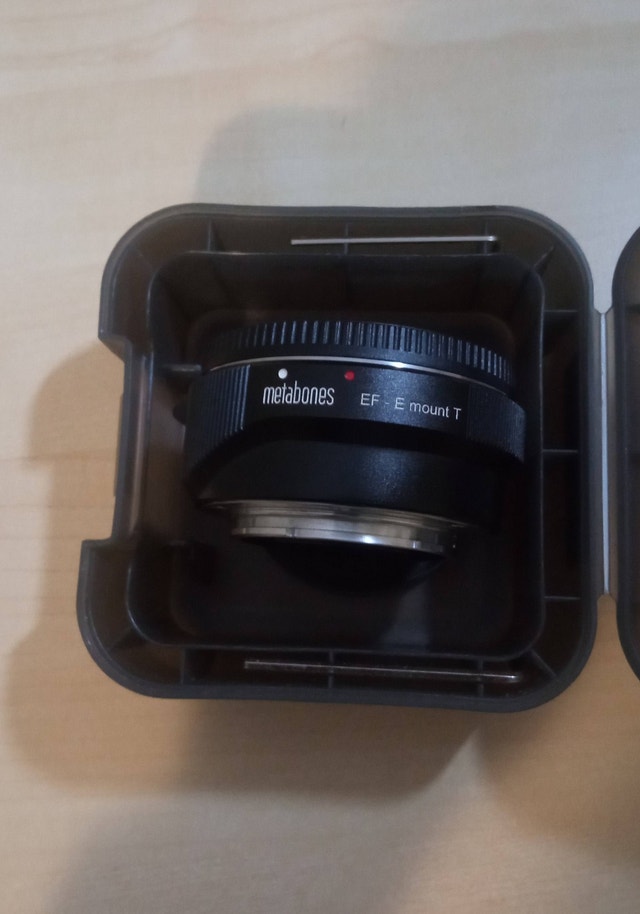 Metabones Canon EF to Sony E adapter - photo 2