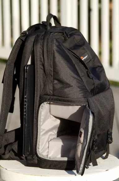 LowePro Fastpack 350 Camera Backpack - photo 2