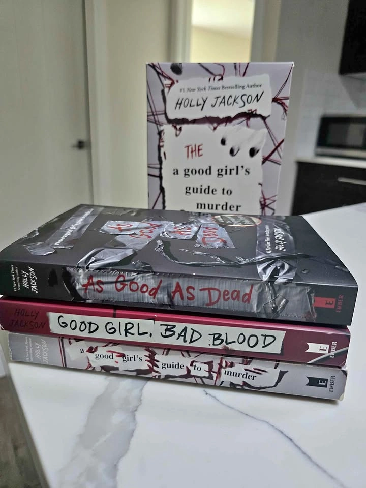 A Good Girl's Guide to Murder