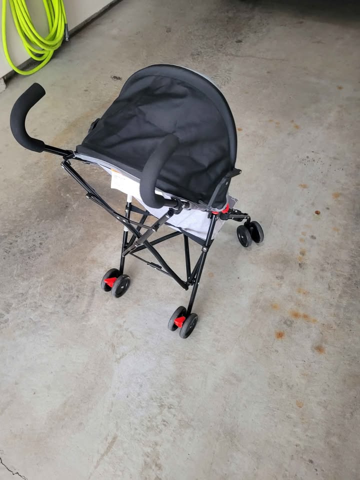 Folding Stroller - photo 2