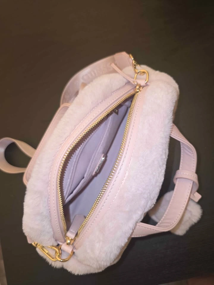 Guess Faux fur crossbody bag - photo 3