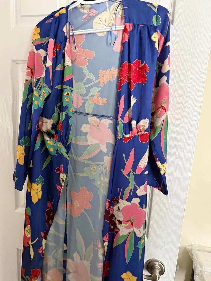 Zara Floral Kimono Dress Extra small size