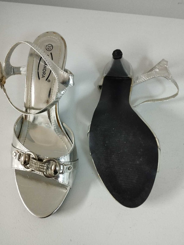 used silver wedding sandals size 39 - photo 3