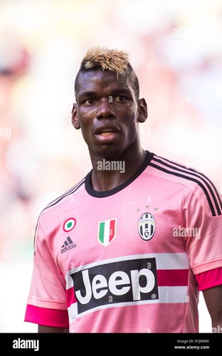Genuine Pogba #10 Juventus 2015/16 Away Medium w/ Patches - photo 5