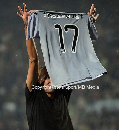 Trezeguet #17 Juventus 2009/10 Away Large w/ Patches - photo 4