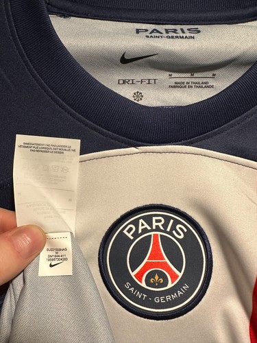 BNIB PSG Paris Saint-Germain 2022/23 Home Medium w/ GOAT - photo 3