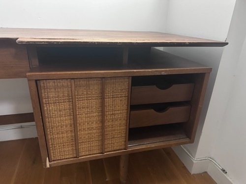 Authentic 1960’s Mainline by Hooker Mid Century Floating Desk - photo 4