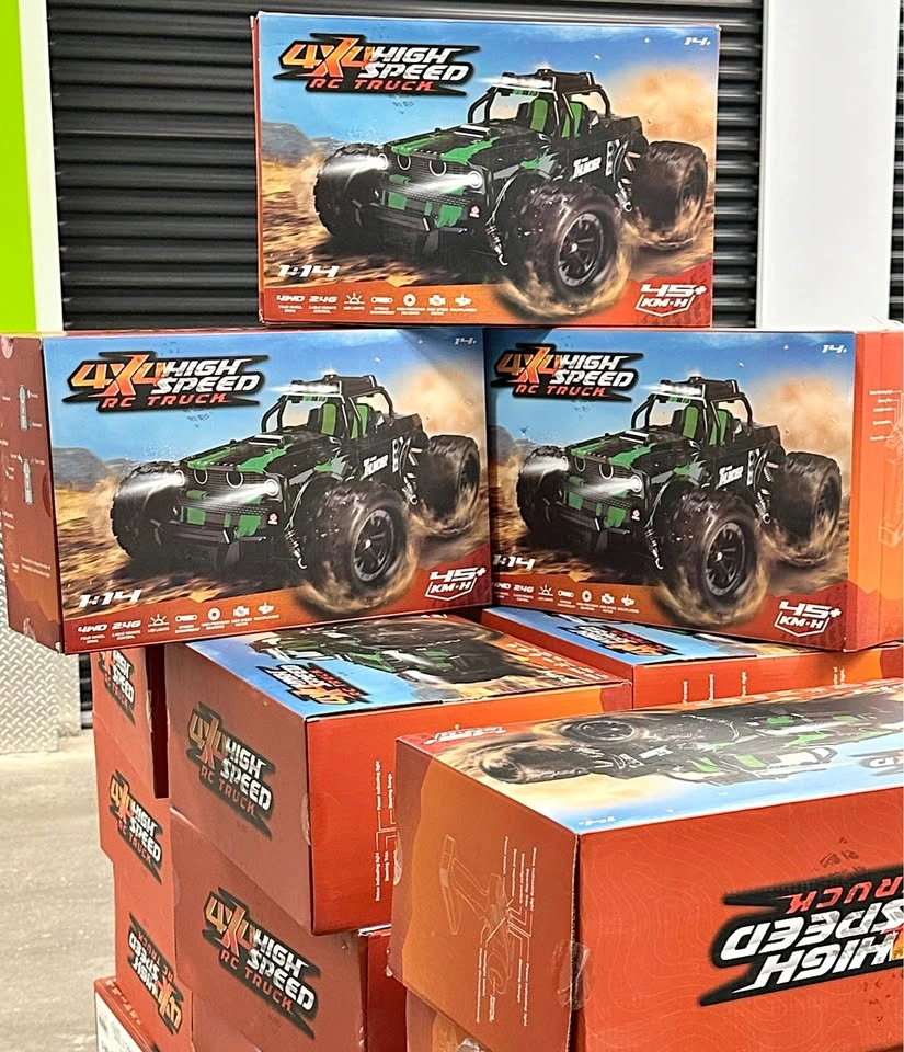 Chardfun 1/14 4WD Remote Control Truck with LED, 45KM/H