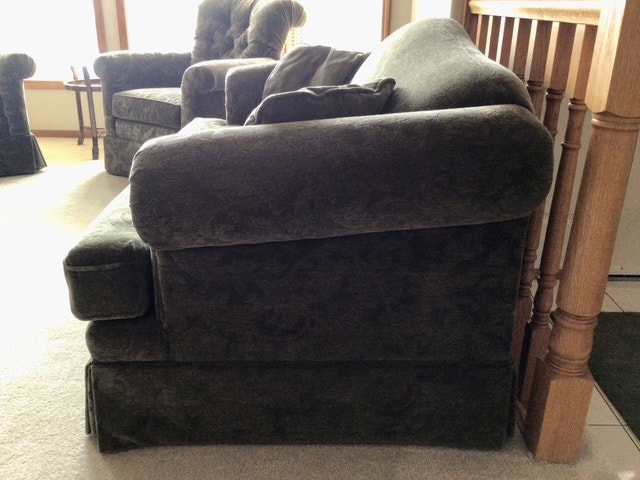Loveseats and Arm Chairs - photo 3