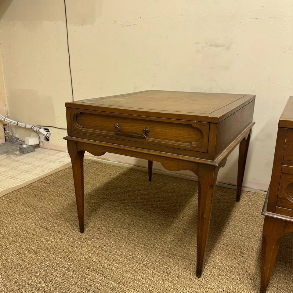 Weiman Vintage Side Tables - x2 - photo 4