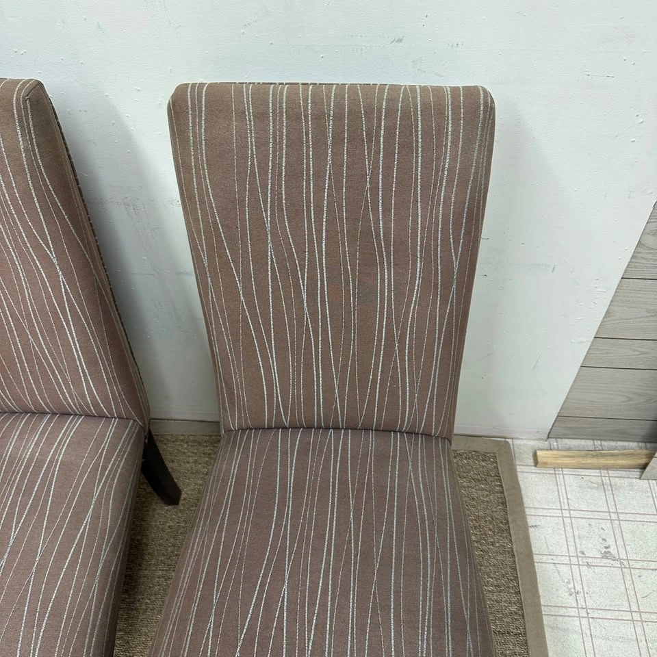 Canadel 4 Dining Chairs - photo 4
