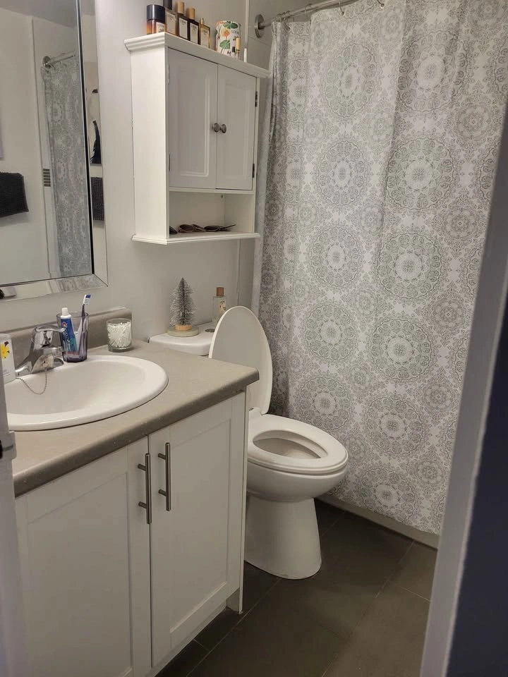 Private room for rent - photo 5