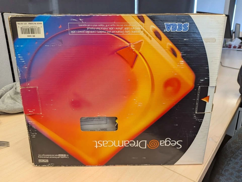 Sega Dreamcast Console - photo 2