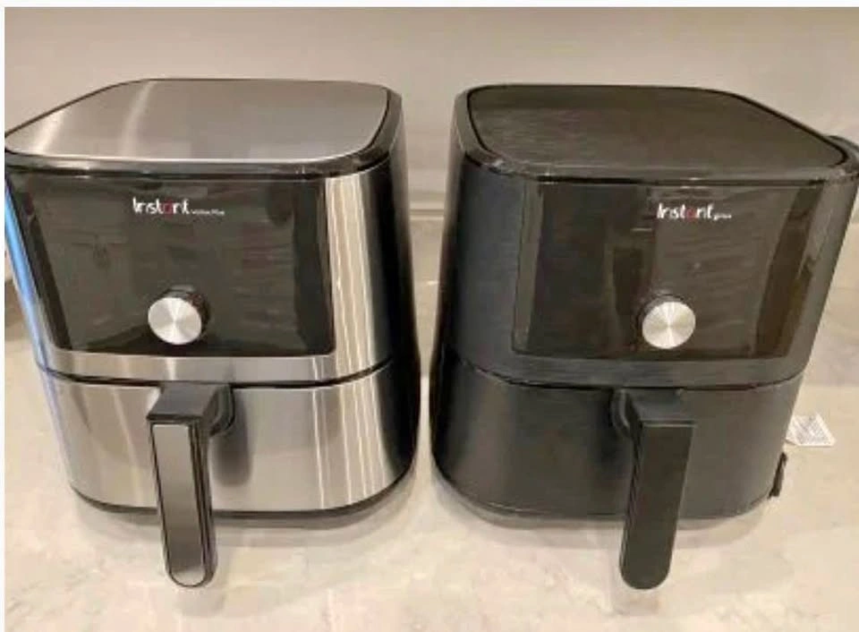 Black Instant Vortex 6QT Air Fryer