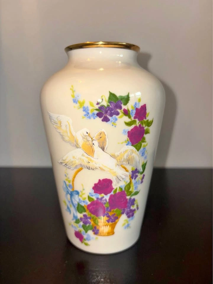 Birds of Love Vase