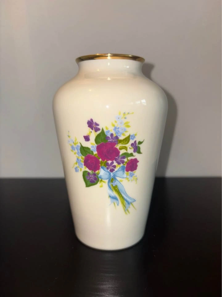 Birds of Love Vase - photo 3
