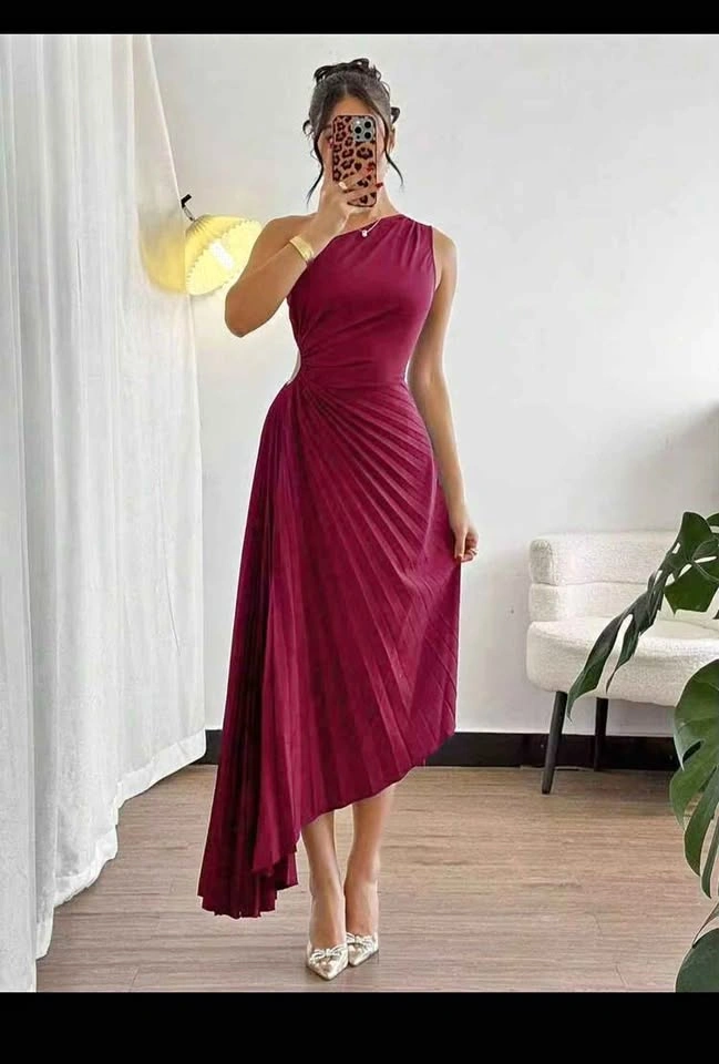 NOVVYNE Women's Solid Color Sleeveless Pleated Elegant Dress