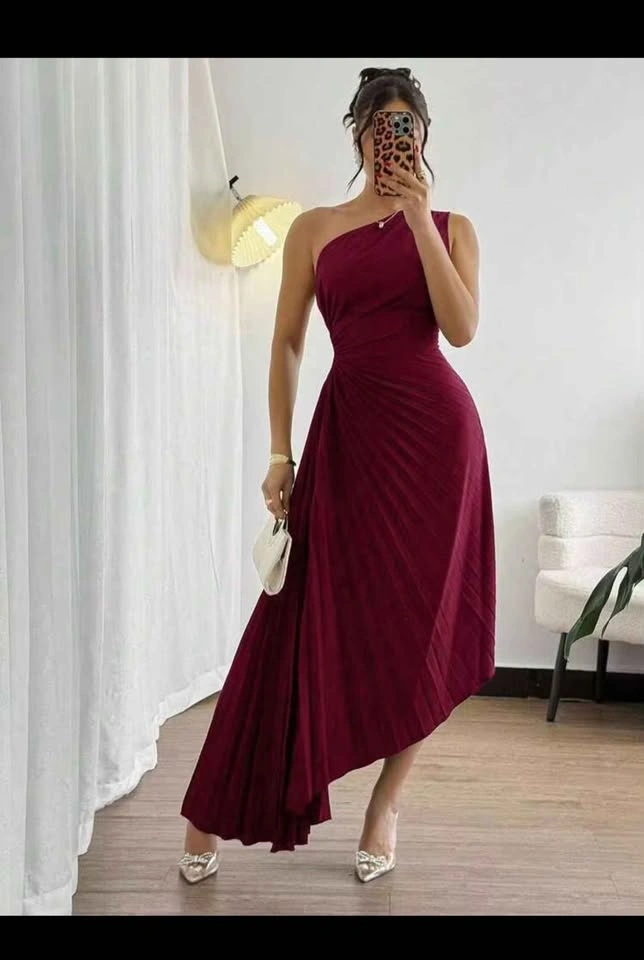 NOVVYNE Women's Solid Color Sleeveless Pleated Elegant Dress - photo 4