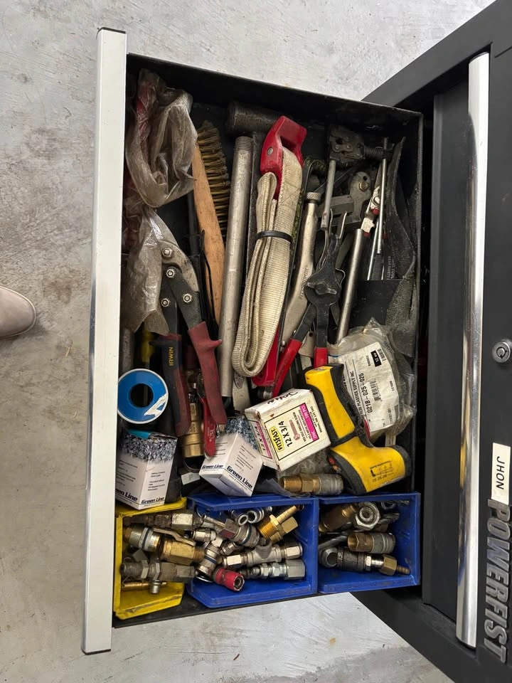 Powerfist 6-Drawer Tool Cabinet + Large Tool Collection - photo 4