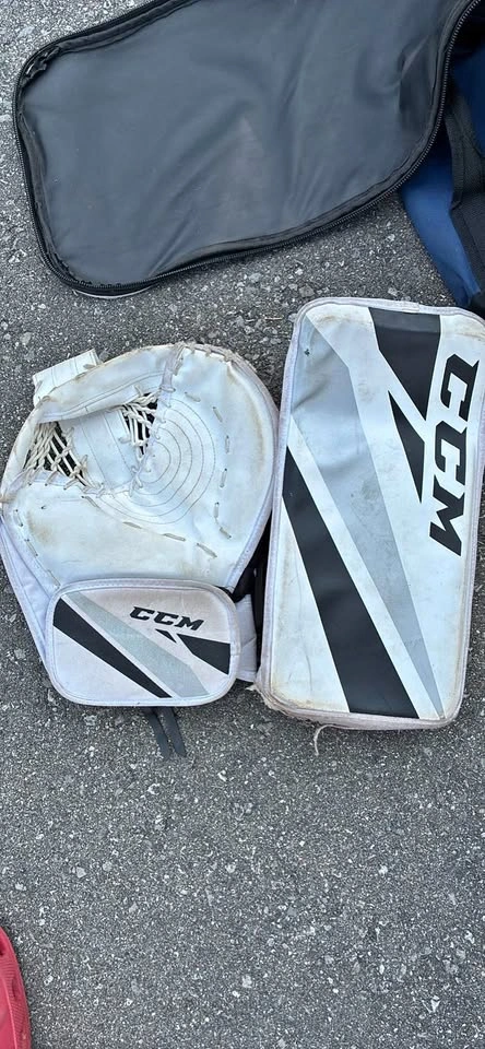 CCM Junior Goalie Catch Glove & Blocker Set