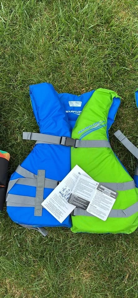 Brand New Life Jackets & Watersports Vests – Adult & Youth - photo 2