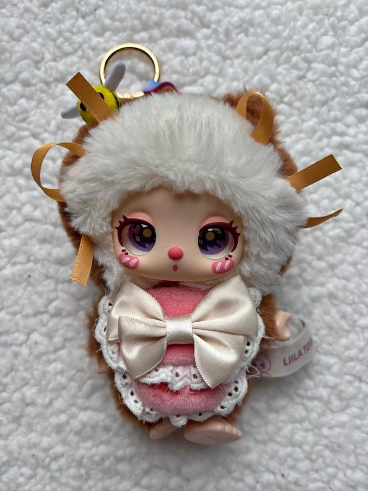 Baby Three Liila V4 Pastry Chef Kitten plush blind box keychain