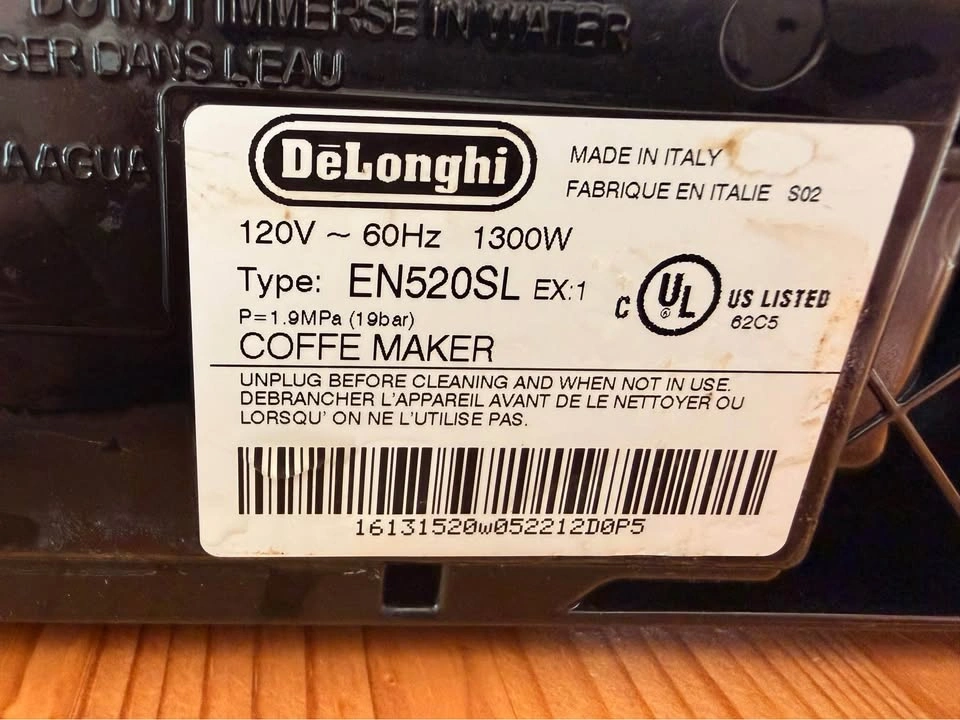 Nespresso De'Longhi Lattissima Touch EN520SL - photo 5