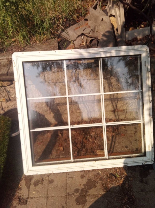 Window Pane - photo 2
