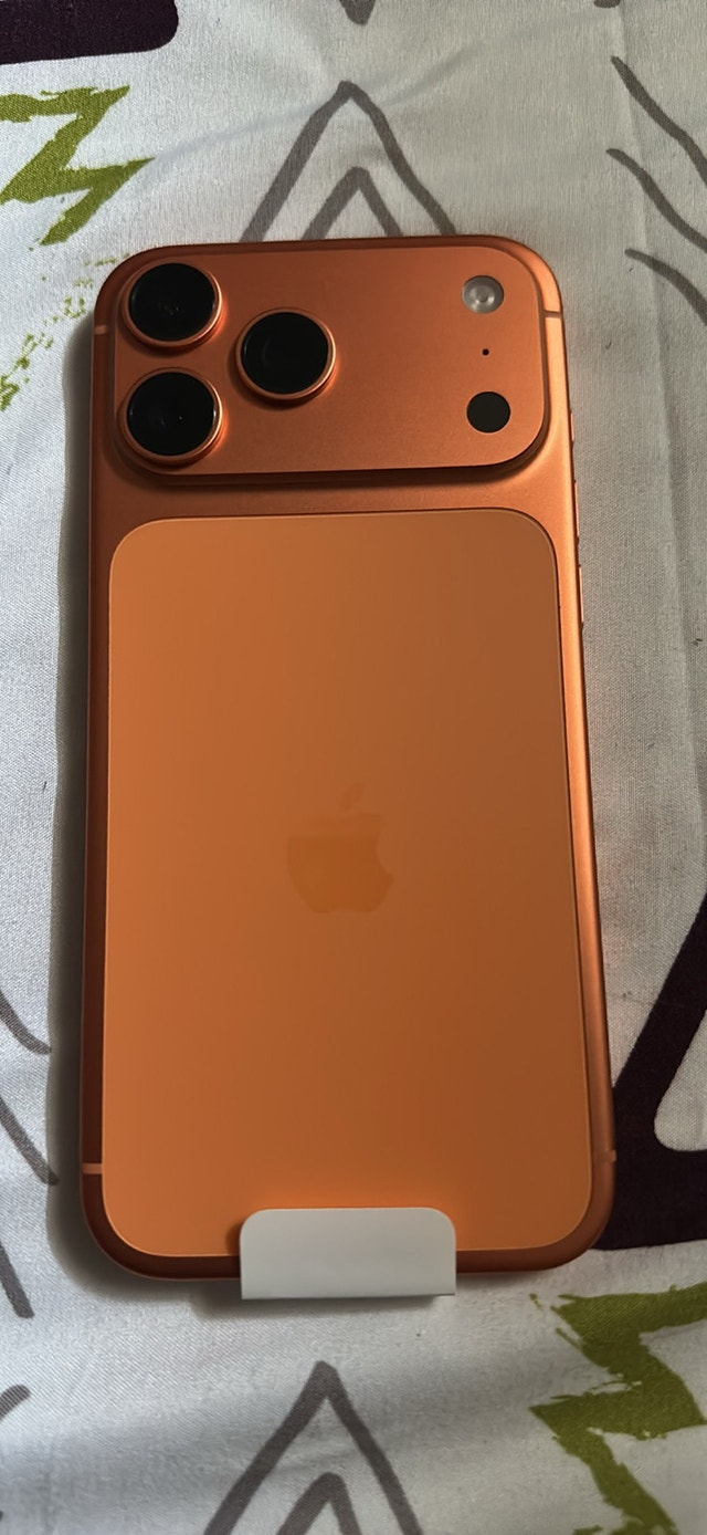 Brand new unlocked iPhone 17 pro max 512gb