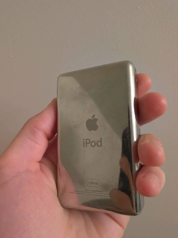 iPod Classic 6th generation 128GB 3000mah will trade - photo 2