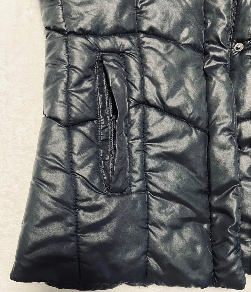 Yessica Women’s Sleeveless Black Puffer Vest Size Small - photo 5