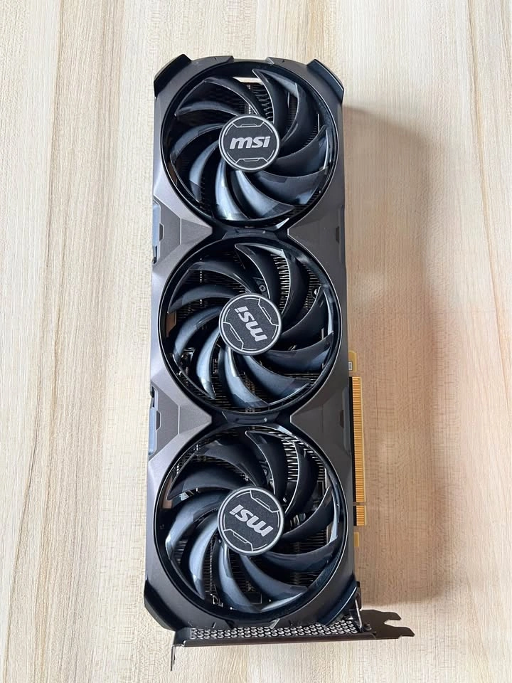 Excellent condition Rtx 4070 ti super 16gb - photo 2