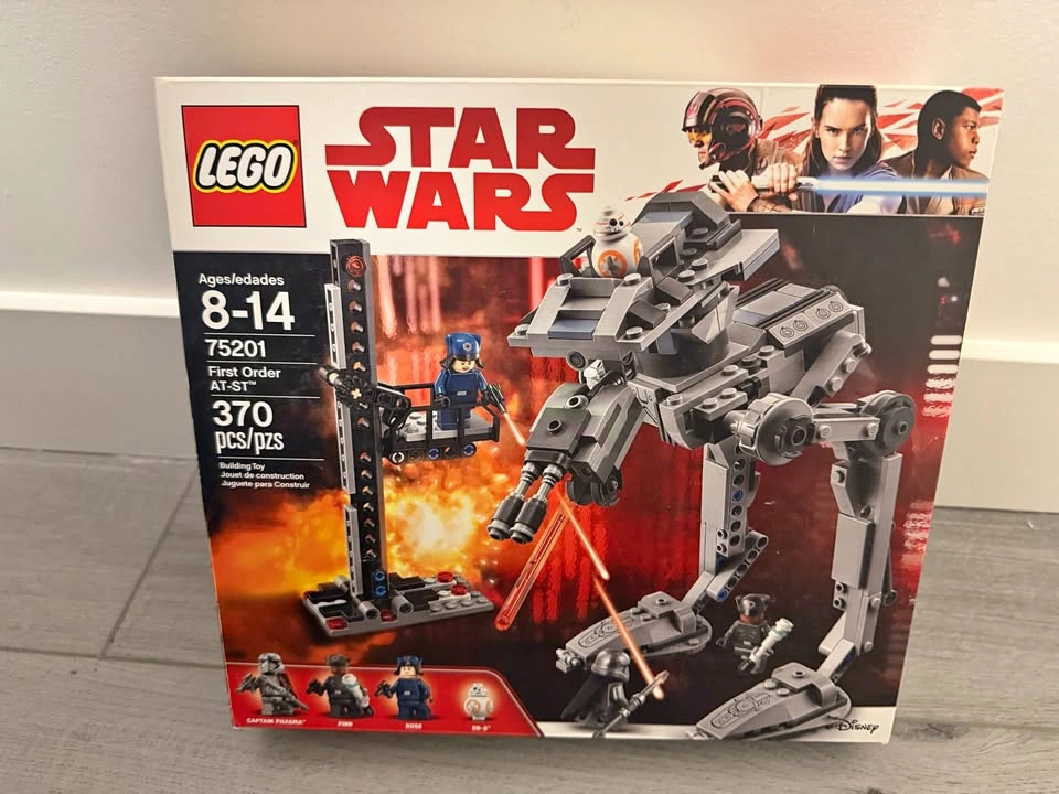 LEGO Star Wars 75201 First Order AT-ST