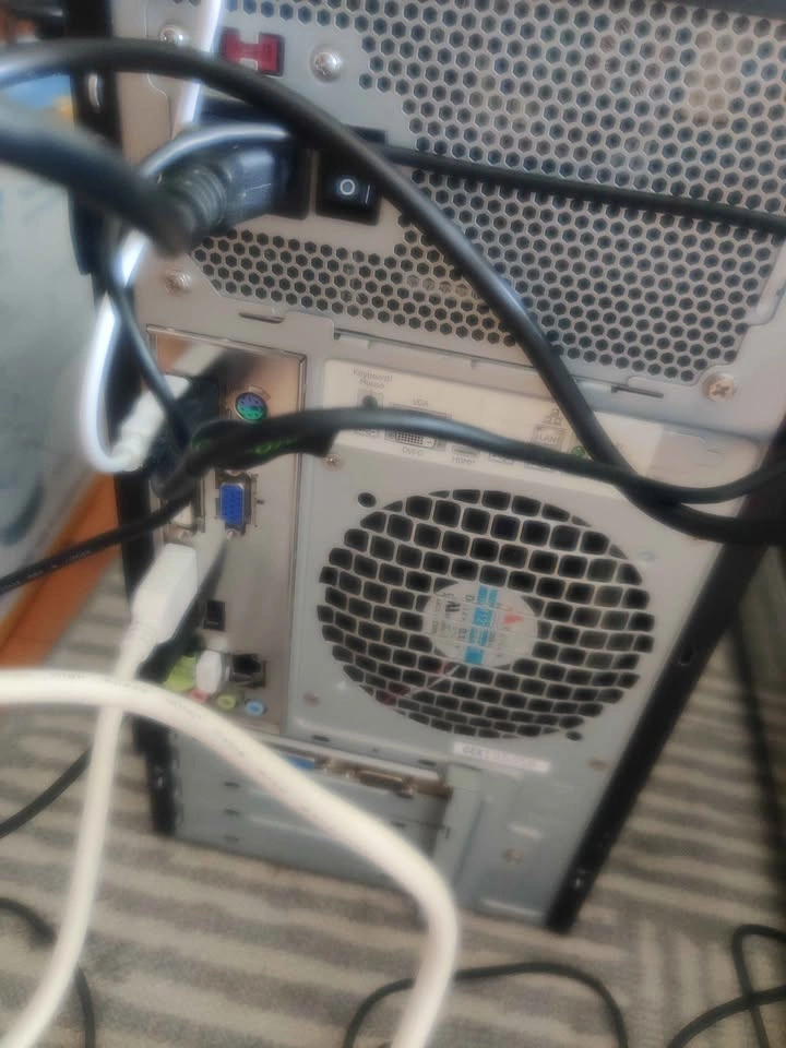 Intel Core i5-650 Desktop PC - 4GB RAM, 1TB HDD, Windows 11 - photo 3