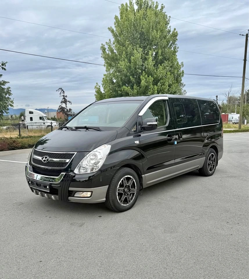 2010 HYUNDAI GRAND STAREX H2 HVX 11 Passenger Seats