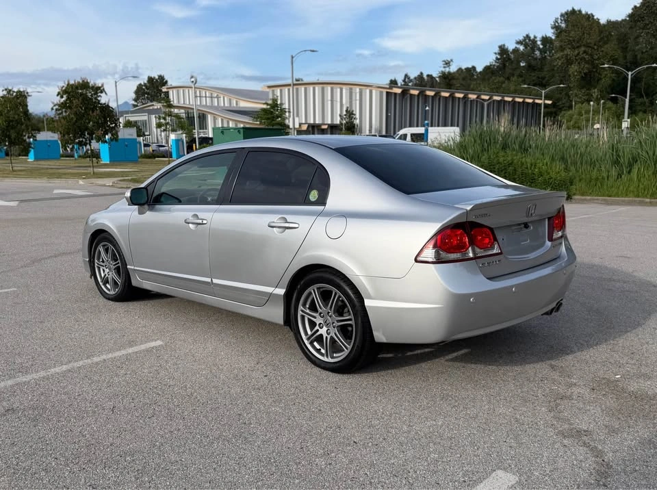 2009 Honda Civic - photo 2