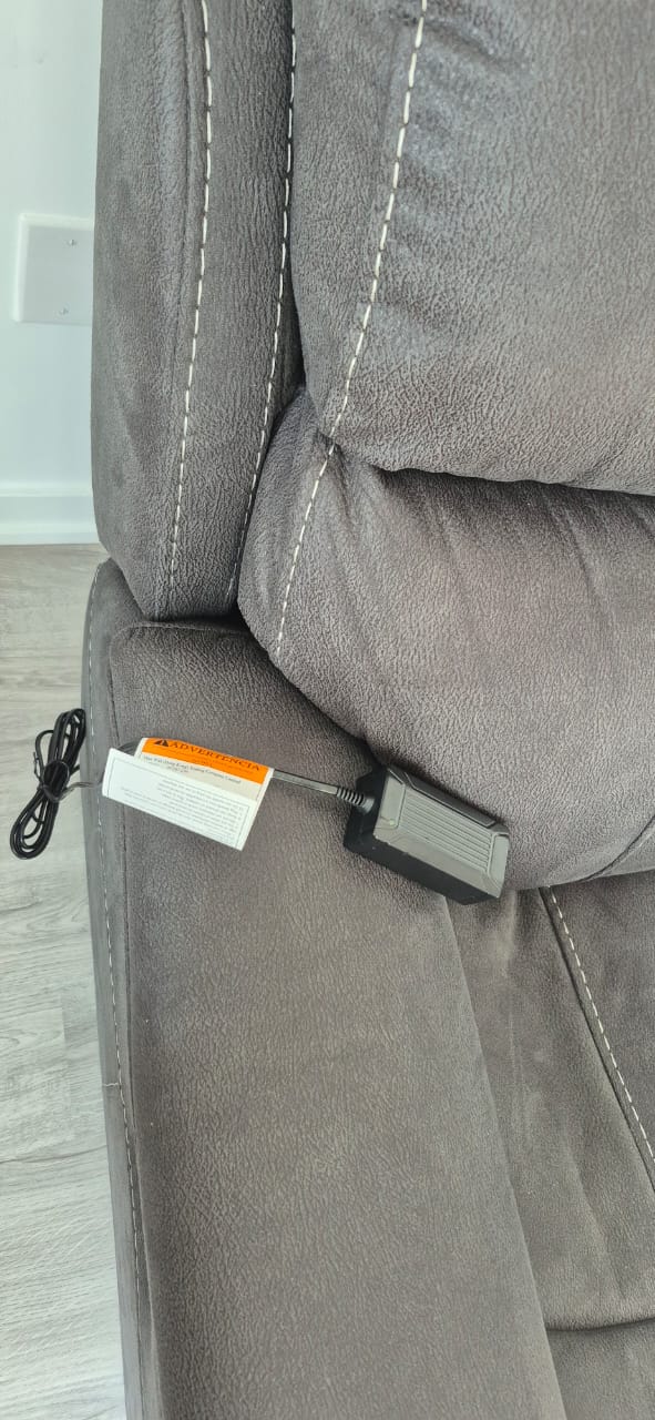 Power Reclining Sofa with 5-year warranty - photo 3