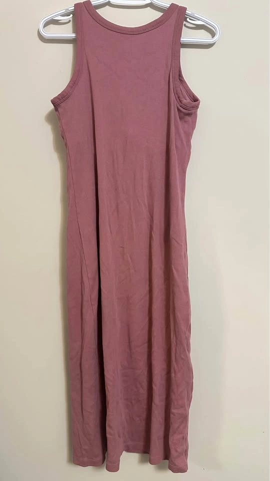 Mauve Padded Ribbed Sleeveless Midi Dress - photo 2