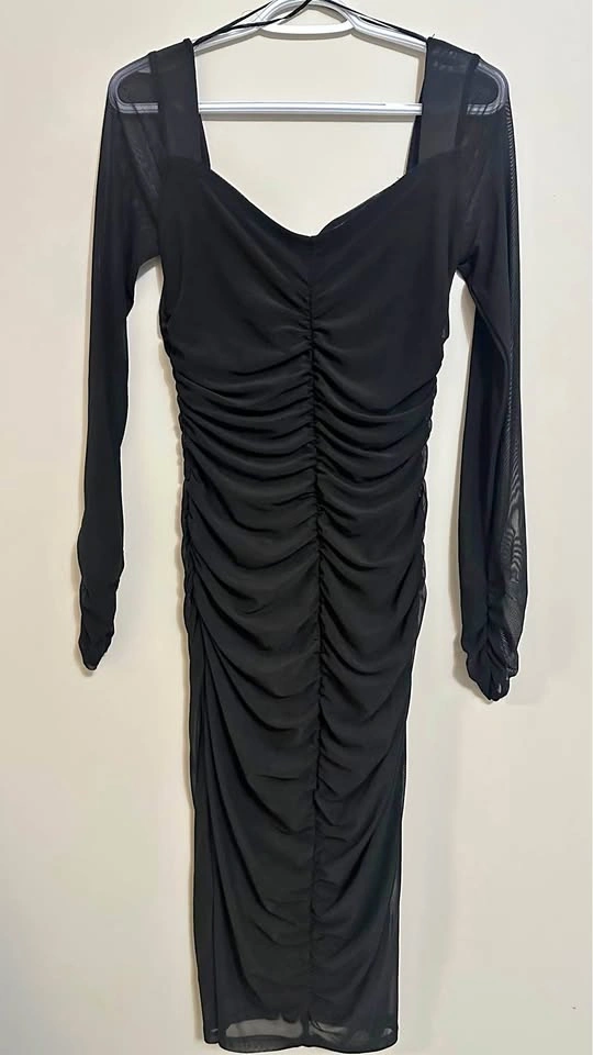 Revamped Black Long Sleeve Ruched Midi Dress